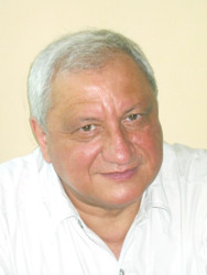 Петър Петров